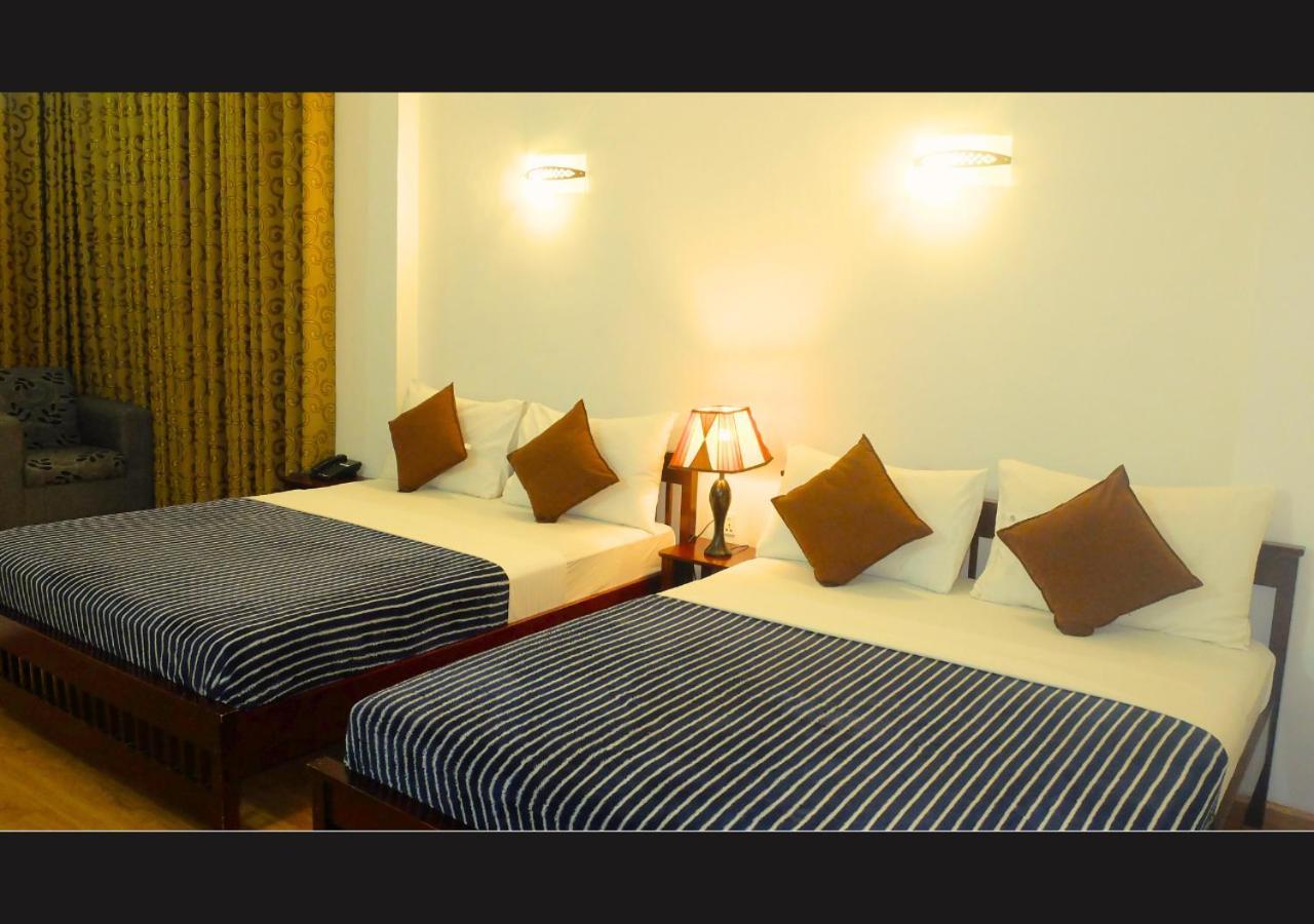 Slightly Chilled Hotel Nallathanniya Buitenkant foto